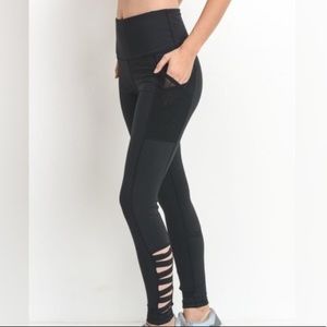 🌸NWT🌸 Control Top Pocket Leggings Zig Zag Accent